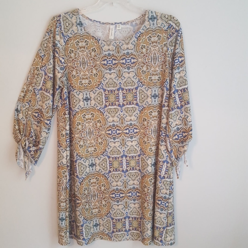 Brand new Tacera fall print dress